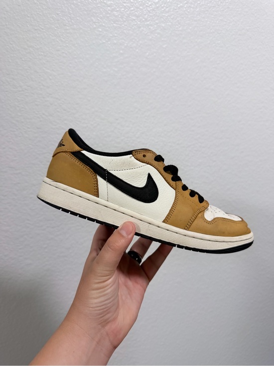 Nike Other - Jordan retro 1 low rookie of the year